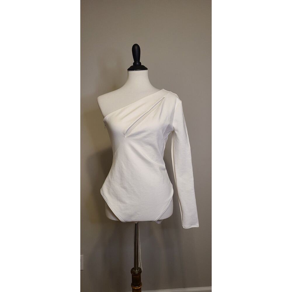 NBD Aaliyah Bodysuit in White Medium